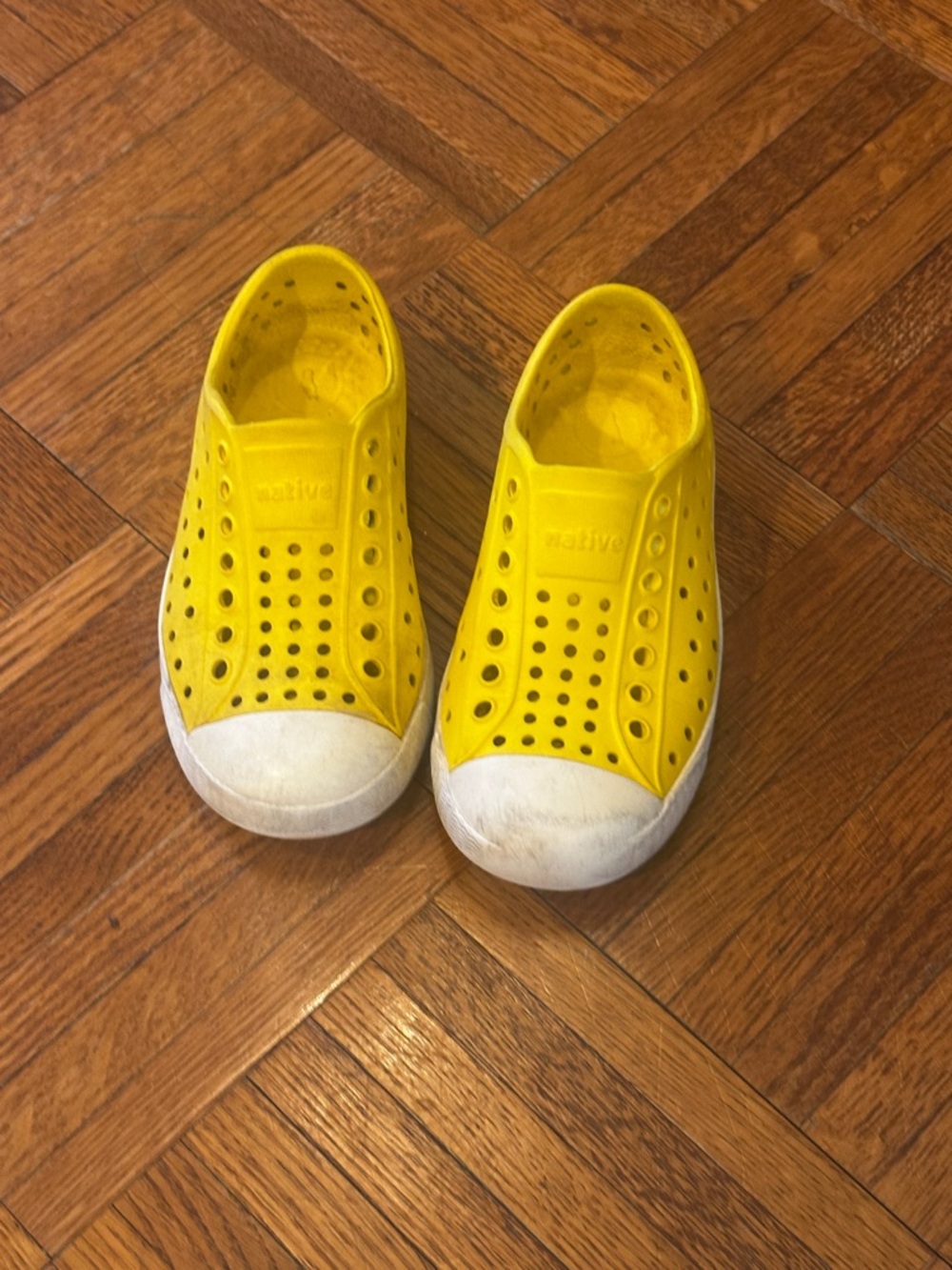 Native Kids Slip-on shoes -C9 yellow